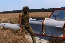 Ly khai Ukraine bắn rơi UAV bằng Buk: chiêu bài tuyên truyền?