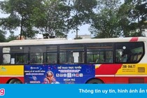 Ngang nhiên quảng cáo trang web cá độ bóng đá trên... xe buýt