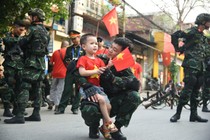 Tình quân dân ấm áp, đậm đà trên đất Điện Biên anh hùng