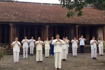 5 động tác Yoga trị liệu đau cổ gáy