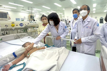 Chưa vào mùa cao điểm, ca tăng nặng tay chân miệng tại TPHCM tăng 2,5 lần