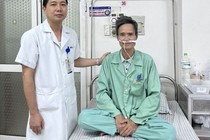 Bị hóc xương gà người đàn ông suýt mất mạng