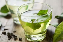 Uống trà xanh, nước vối có gây hỏng thuốc điều trị tiểu đường?