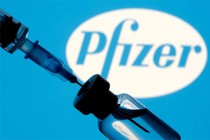 Hơn 97.000 liều vaccine Pfizer đầu tiên đã về Việt Nam: Cần lưu ý gì?