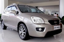 Kia Carens bất ngờ giảm tới 30 triệu đồng