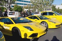 Hàng loạt siêu xe Lamborghini, Ferrari làm...taxi bình dân