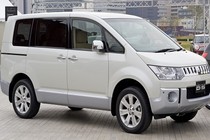 Mitsubishi Delica 7 chỗ giá 550 triệu đồng sắp ra mắt