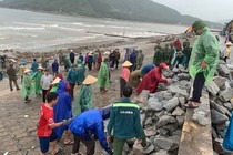 Hà Tĩnh: Gia cố các điểm sụt lún tại tuyến kè biển Cẩm Nhượng 