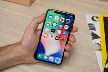 Apple chuẩn bị ngừng sản xuất iPhone X và SE