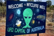 Cận cảnh "vương quốc UFO" ở Australia 