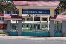 Tự ý tăng tiết học, trường trả lại tiền cho phụ huynh