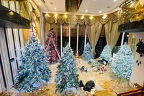 Giữa tin đồn ly hôn, Đàm Vĩnh Hưng trang trí biệt thự 60 tỷ đón Noel