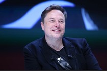 Lộ quá khứ “dưới mức nghèo khổ” của tỷ phú Elon Musk