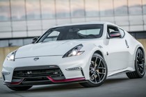 Nissan 370Z Coupe 2015 lộ giá bán từ 655 triệu