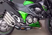 Xem Kawasaki Z800 “thổi sáo” 4 nòng