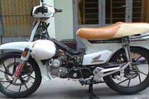 Honda Dream trắng tinh khôi, đẹp không tì vết