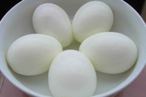 Ăn trứng sau sinh có tốt cho sản phụ?