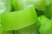 Ăn bầu giúp làm sạch ruột, kiềm hóa dạ dày