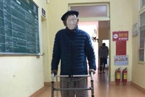 Chữa gãy cổ xương đùi người già trên 90 tuổi