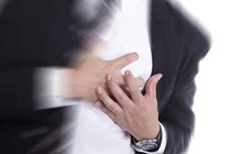 Dấu hiệu nhồi máu cơ tim ở nam giới khác với phụ nữ thế nào