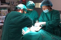 Mổ sớm phòng tránh ung thư tuyến giáp