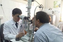 Sử dụng thuốc nhỏ mắt đúng cách, tránh rước bệnh