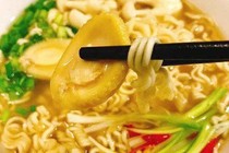 Thực hư tác dụng bổ dưỡng của mì tôm bào ngư
