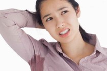 Có thuốc trị mồ hôi ra nhiều vùng nách?