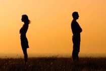 Nghi ngờ được yêu chỉ vì tiền