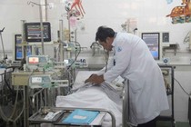 Bé gái nghi ngộ độc trà sữa đã tử vong bởi thuốc diệt cỏ