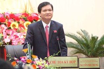 Mình là lãnh đạo, cán bộ ngồi trên ôtô mà cũng không dám…