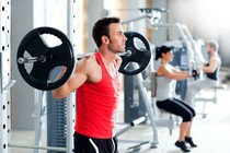Thoái hóa đốt sống cổ không nên tập tạ