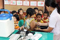 Gần ¼ trẻ em dưới 5 tuổi suy dinh dưỡng thấp còi