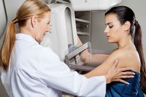 Chẩn đoán ung thư vú bằng… cảm giác của người khiếm thị