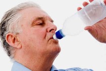 Khắc phục chứng khô miệng ở người cao tuổi