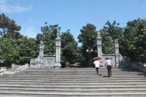 Hành trình tìm mộ Hoàng đế Quang Trung (1)