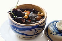 Gà ác tiềm thuốc lợi sữa