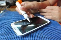 Màn hình phủ nano vẫn bị xước
