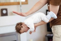 Trẻ ăn ngô, vô bệnh viện