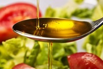 9 nguy cơ nguy hiểm cho sức khỏe của dầu ăn