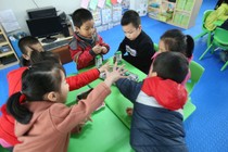 Sữa học đường Hà Nội: Nhiều phụ huynh muốn con được thêm 2 - 3 suất nữa 