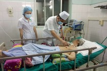Dùng thảo dược chữa ngộ độc thuốc diệt cỏ Paraquat vẫn tử vong