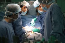 Phẫu thuật thành công cứu sống bệnh nhi có khối u cơ tim lớn