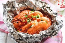 Hạn chế sử dụng giấy bạc trong chế biến thực phẩm