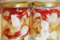 Giấm chữa mụn nhọt 