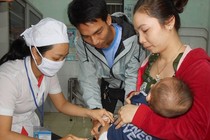 Hơn 1 tuổi chưa tiêm văcxin bạch hầu