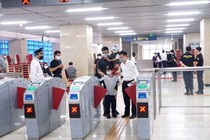 Lượng hành khách đi tàu Cát Linh - Hà Đông sụt giảm 2 ngày liên tiếp - Ảnh: Trần Hải