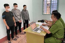 Các đối tượng tại cơ quan Công an.