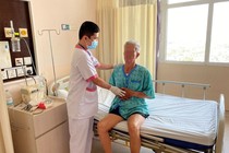 Ung thư đại tràng thường xuất hiện trên người cao tuổi, thích ăn thịt đỏ