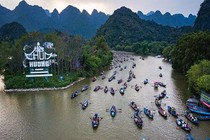 Hà Nội: Dừng tổ chức lễ hội chùa Hương